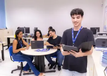 IEL credencia estudantes para estágio na Fundação Municipal de Esporte e Juventude de Porto Nacional; Bolsas chegam a R$1.900