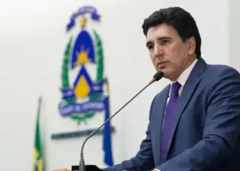 Deputado Geo concorda que há sobrecarga para policiais penais e defende concurso público: “Conta não pode ser paga pelo servidor”