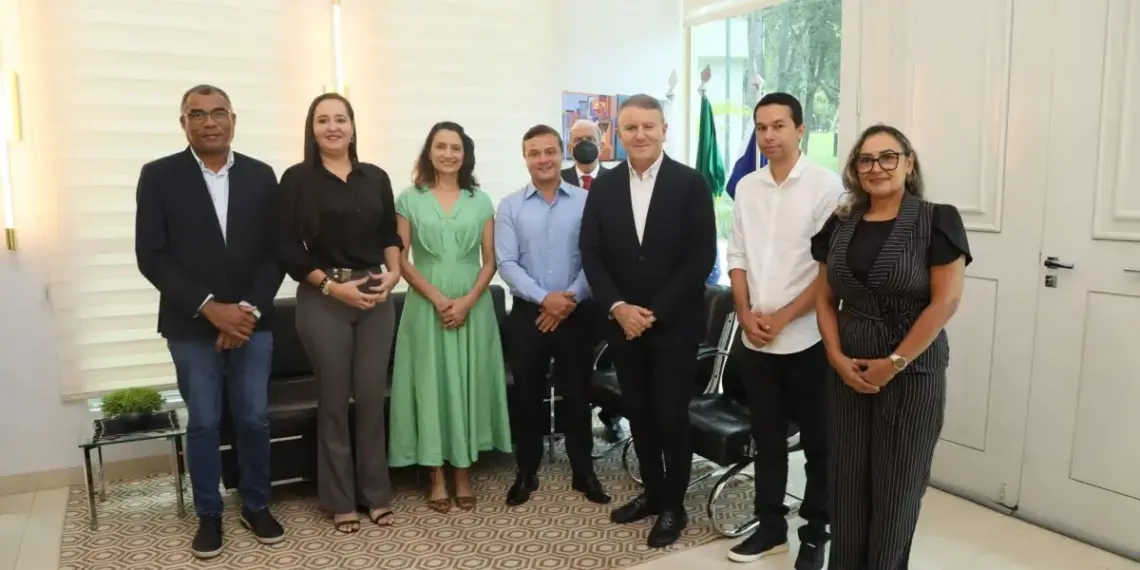 Procurador do MPT visita prefeito Eduardo para discutir ações de enfrentamento do trabalho infantil e capacitação de servidores