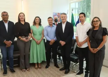 Procurador do MPT visita prefeito Eduardo para discutir ações de enfrentamento do trabalho infantil e capacitação de servidores