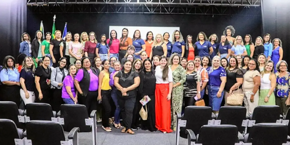 Gurupi inicia capacitação de servidores para implementar projeto de inclusão de crianças autistas na rede de ensino