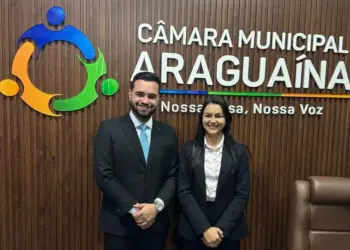 Em Araguaína, Marcos Júnior prestigia sessão solene na Câmara Municipal e fortalece intercâmbio institucional