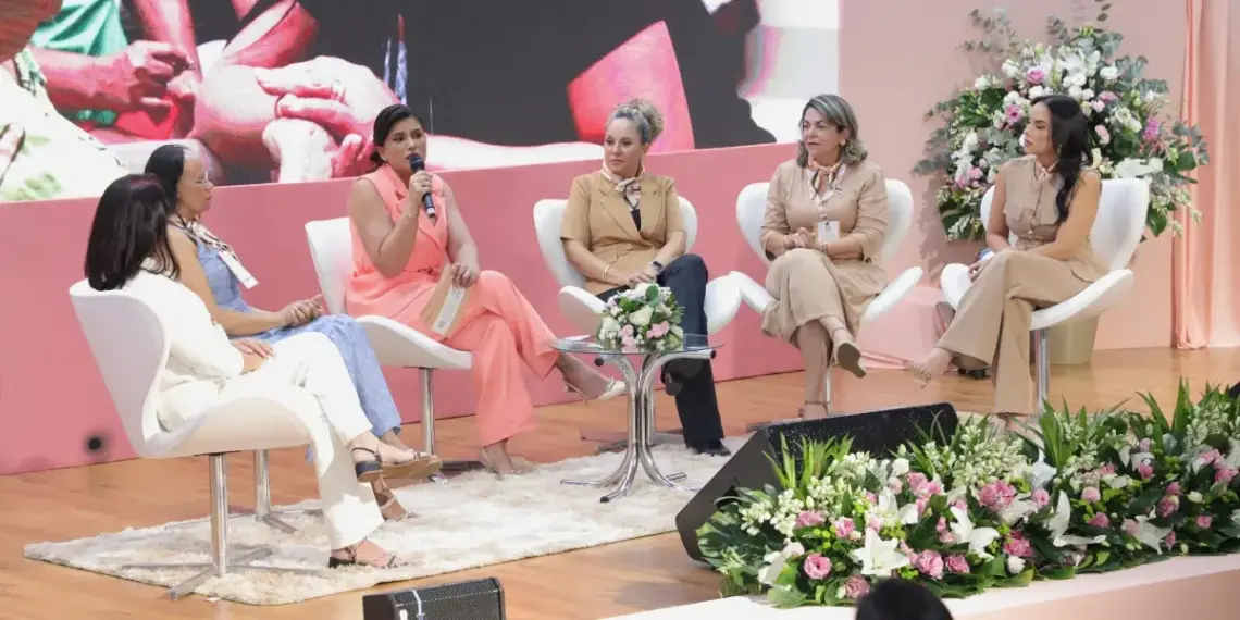 Encontro de Primeiras-Damas tem roda de conversa com prefeitas e palestra sobre comunicação estratégica; SecMulher entra na lista de parceiros
