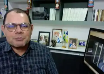 RESUMO | Vereadores de Araguaína também criticam Leomar e salário de R$ 215 mil; irmão de Nilton Franco entra no governo Wanderlei e mais um aliado de Vicentinho sai