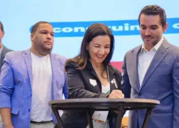 Ana Paula Setti assume vice-presidência da região Norte da Associação Nacional de Secretários e Dirigentes de Turismo: “Reconhecimento do potencial de Palmas”