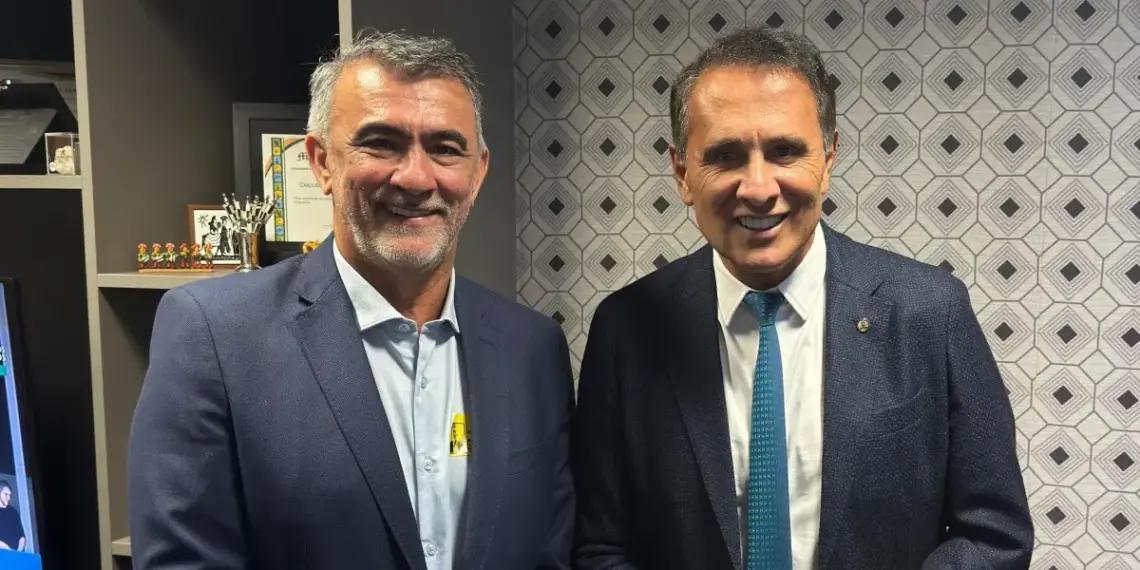 Amélio Cayres teve encontro com Gaguim, apenas não divulgou; agenda com senadora Dorinha Seabra está programada