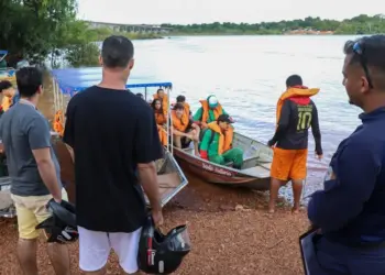 Estado renova contrato para garantir travessia gratuita de pessoas entre Aguiarnópolis e Estreito