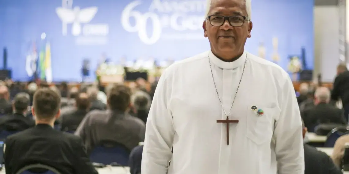 Bispo da Diocese de Araguaína emite nota de pesar e convoca comunidade para missa em homenagem ao Papa Francisco nesta terça-feira