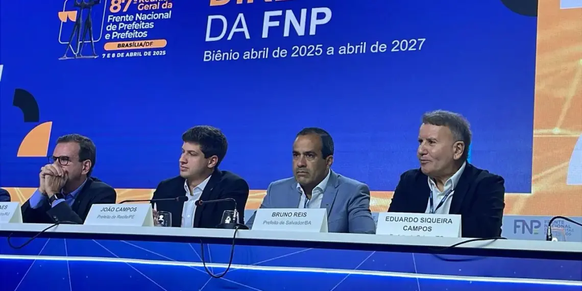 Câmara de Palmas aprova nova estrutura administrativa do Paço e confirma doação do Caic ao Estado