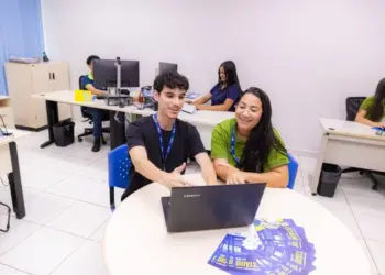 IEL Tocantins oferta vagas de estágio de até R$ 2.208,00 em nove municípios do Estado