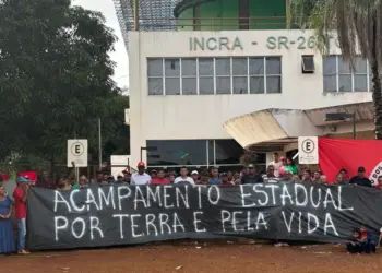 Como parte da Jornada Nacional em Defesa da Reforma Agrária, MST monta acampamento com 300 famílias em frente ao Incra em Palmas