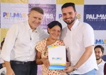 Marcos Junior reforça parceria institucional na regularização fundiária ao lado do prefeito de Palmas