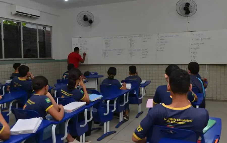Prefeitura de Palmas alerta sobre a importância de manter a frequência escolar dos estudantes