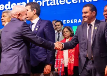 Wanderlei abre crise enorme com governo Lula após ataques; representantes do Planalto dizem que Estado não quer audiência pública na questão indígena e que Dnit já assumiu manutenção de estradas