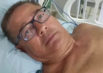 Com dores no peito e dificuldades respiratórias, ex-vice-governador Tom Lyra é internado em Palmas