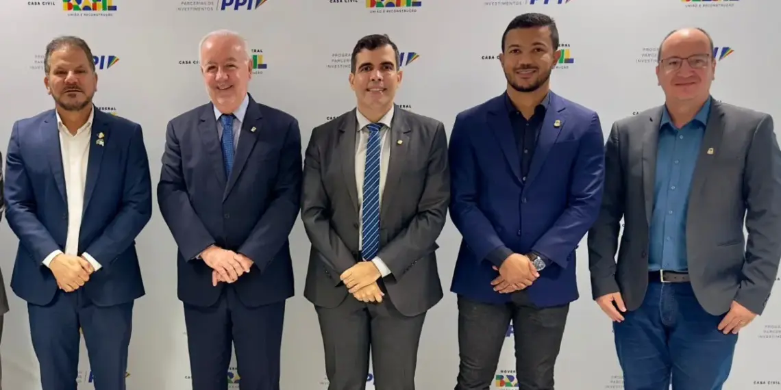 No Ministério da Integração e Casa Civil, comitiva tocantinense debate duplicação das BR-153 e BR-226