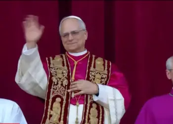 Leão XIV se torna 1º papa dos EUA e defende legado de Francisco; Robert Prevost tem ligação profunda com a América Latina