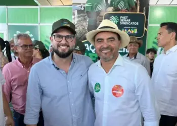 Na abertura da Agrotins, Mantoan é reconhecido por recorde histórico de investimentos para Palma