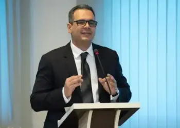 PAULO ALEXANDRE RODRIGUES DE SIQUEIRA | Palmas, 36 anos: o brilho da Capital e a sombra da fome – um chamado urgente por comida na mesa