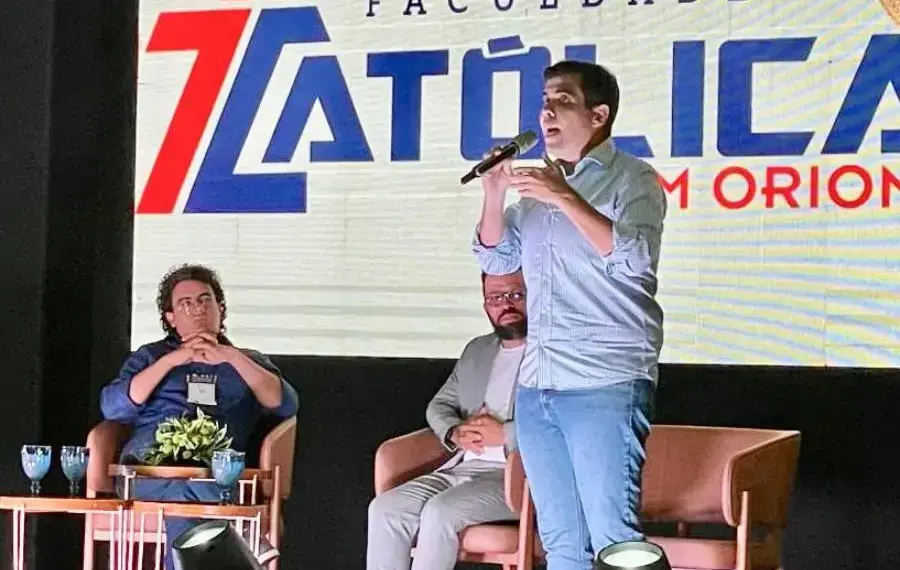 Ricardo Ayres alerta para vício em jogos de azar na FACDO em Araguaína