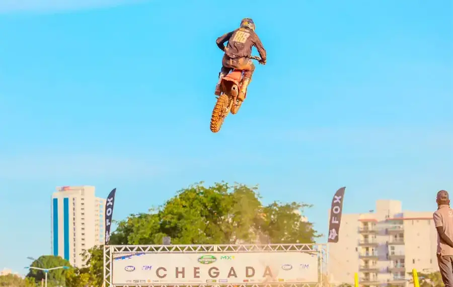 Campeonato Brasileiro de Motocross inicia evento com etapa do campeonato estadual em Palmas