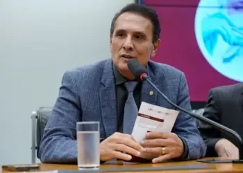 Gaguim informa que acompanha proposições que tratam desde inclusão social até reformas constitucionais em sete comissões da Câmara nesta semana
