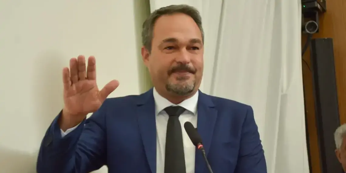 Hernany Jr toma posse como vereador de Palmas e elenca “a melhoria da qualidade de vida do povo” como propósito do mandato