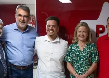 Candidato a presidente do PT do Tocantins, Luís Antônio cumpre agenda em Brasília e soma apoio de dirigentes