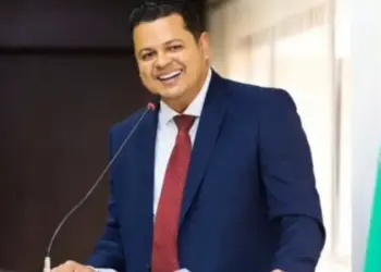 Com contas inchadas, prefeito de Xambioá exonera todos os comissionados e até secretários para adequar folha à Lei de Responsabilidade Fiscal