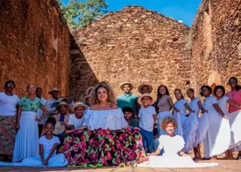 Núbia Dourado grava videoclipe “Roda a Saia” com apoio da Lei Paulo Gustavo e celebra a cultura tocantinense através da suça e da catira em Natividade; lançamento previsto para este mês