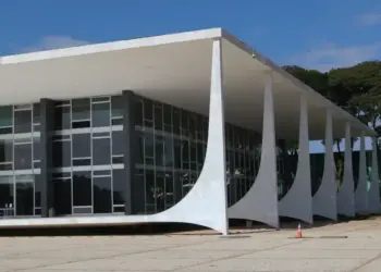 Maioria do STF rejeita recurso da Câmara e mantém decisão que garantiu Tiago Dimas na vaga de Lázaro Botelho na Câmara