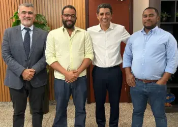 Após vídeo em que diz “torcer” por Dorinha, prefeito Fábio da Farmácia vai até Amélio e avisa que seguirá candidato que Republicanos escolher