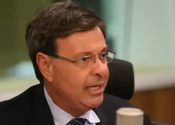 Alexandre de Moraes revoga prisão do ex-ministro Gilson Machado