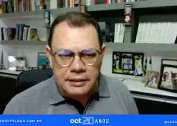 RESUMO | Principal opositor de Eduardo parece líder de governo de Velozo; secretário de fora “ensina” postura aos palmenses; houve vazamento de informação no gabinete de Zanin?