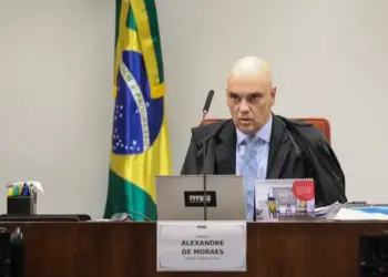 STF suspende decretos da Presidência e do Congresso sobre IOF e marca audiência de conciliação para dia 15; Alexandre Guimarães protesta