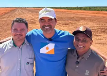 Após vistoria, governador Wanderlei garante entrega do Aeroporto do Jalapão em dezembro; investimento é de R$ 20 milhões