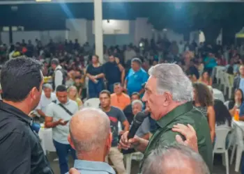 Laurez Moreira recebe festa de aniversário em Araguaína em evento com César Halum, Valuar Barros e Paulo Sidnei