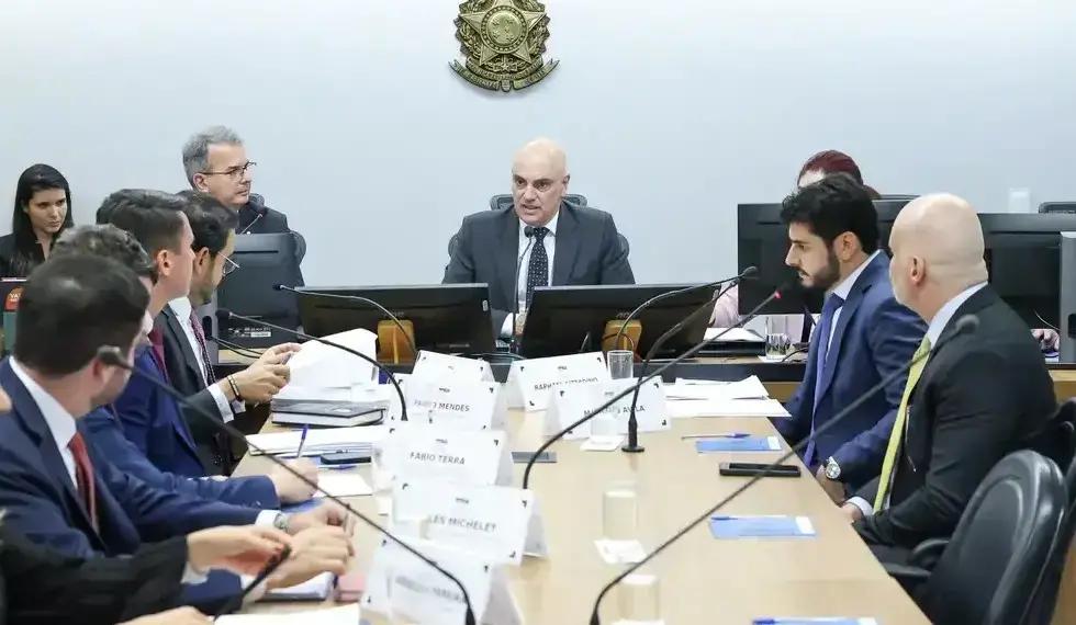 Audiência no Supremo termina sem acordo sobre IOF e partes optam por aguardar decisão da Corte