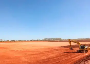 Localizado na zona rural do assentamento São João, Prefeitura de Palmas executa terraplanagem para construção da sétima célula do Aterro Sanitário