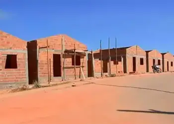 Prefeitura de Axixá do Tocantins constrói 150 unidades habitacionais e firma parceria com a Rede Governança Brasil
