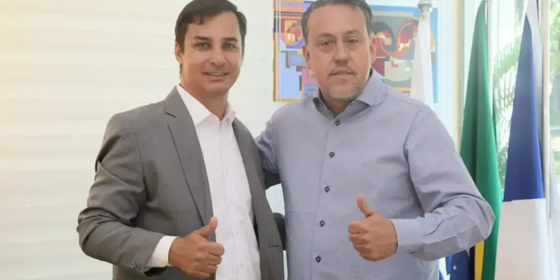 Deputado Danilo Alencar fala em ressurgimento de “uma nova política do bem” em agenda com prefeito em exercício de Palmas, Carlos Velozo