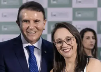 Presidente do Podemos, Renata Abreu manifesta solidariedade ao prefeito Eduardo: “Enfrentará esta fase com fé, serenidade e o apoio de todos que o admiram”