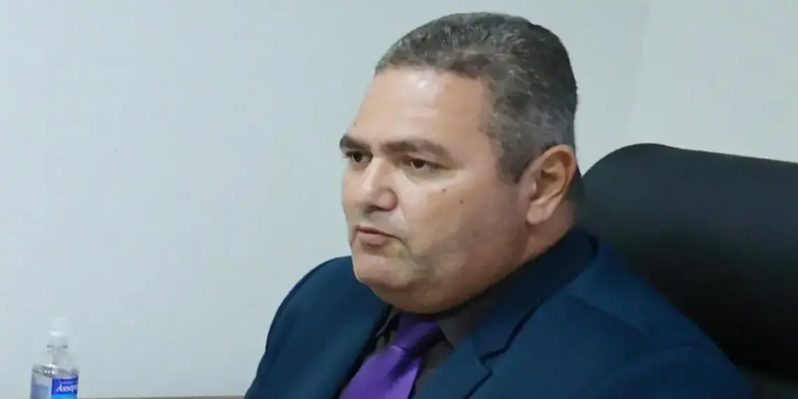 Fábio Bernardino faz críticas à gestão Eduardo e avisa: “Às vezes o filho da terra não faz o dever de casa”; novo chefe de gabinete alinha ações com secretários