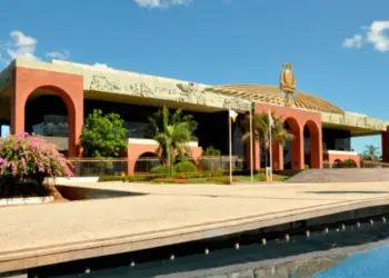 Governo do Tocantins antecipa pagamento dos servidores para esta quinta-feira e injeta na economia do Estado mais de R$290 milhões