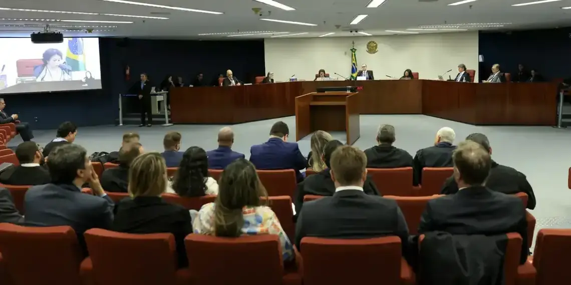 STF interroga kids pretos que são réus pela trama golpista; núcleo 3 é composto de 11 militares e um policial federal