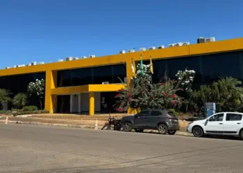 Para conter gastos, Porto Nacional prorroga jornada de 6 horas até dezembro