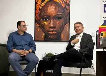 Eduardo nega vazamento de informações, garante que será absolvido e conta que vice o chamava de “lâmpada de Israel” e seu “guia”
