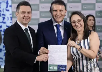 EM OFF | Apesar da pré-candidatura de Raul Guimarães, vereadores do MDB de Araguaína buscam outros caminhos; Eduardo Siqueira comemora volta de Tiago Dimas à Câmara e desagrada grupo de Lázaro Botelho