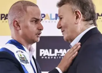 BILHETE DO CT | Para os palmenses, sobre o fato de nossa Capital ter sido jogada em completa instabilidade, com um prefeito que é preposto do pastor Amarildo