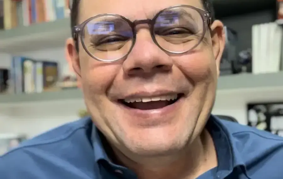 RESUMO | Majoritária de Dorinha caminha para ter Gomes e Gaguim ao Senado; a façanha de Kasarin: perdeu 6 dos 9 vereadores que elegeu; exonerações de Wanderlei são recebidas como retaliação ao prefeito Eduardo